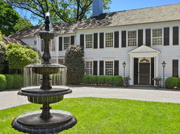 276 Greenley Road, New Canaan CT 06840