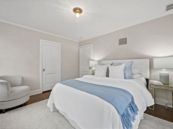 276 Greenley Road, New Canaan CT 06840