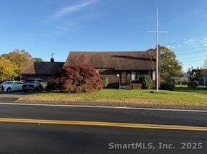 559 Oak Bluff Avenue, Stratford CT 06615