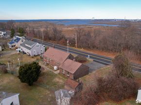 559 Oak Bluff Avenue, Stratford CT 06615