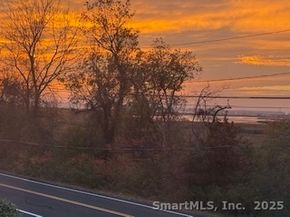 559 Oak Bluff Avenue, Stratford CT 06615