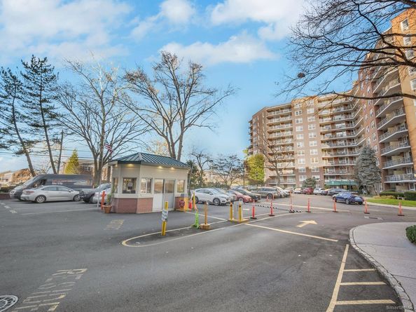 71 Strawberry Hill Avenue APT 118, Stamford CT 06902