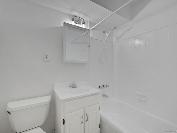 71 Strawberry Hill Avenue APT 118, Stamford CT 06902