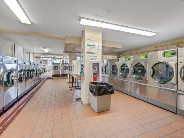 71 Strawberry Hill Avenue APT 118, Stamford CT 06902