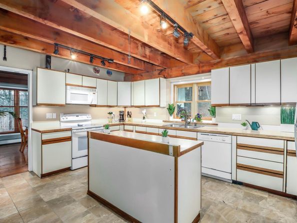 Undisclosed Address #24140001, Danbury CT 06810