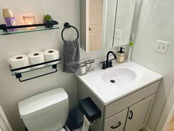 105 Tremont Avenue APT B, Bridgeport CT 06606