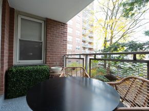 91 Strawberry Hill Avenue APT 129, Stamford CT 06902