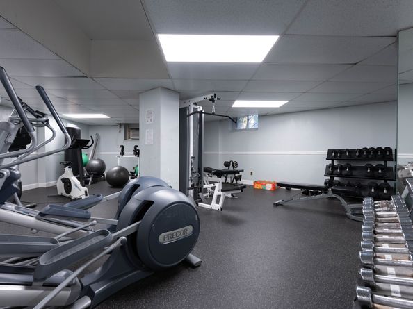 91 Strawberry Hill Avenue APT 129, Stamford CT 06902