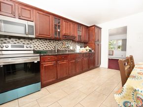 153 Cherry Hill Drive 2B, Bridgeport CT 06606