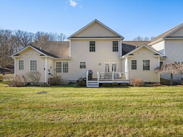 4 Bailey Boulevard 4, Bethel CT 06801