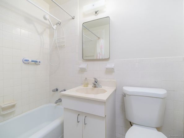 91 Strawberry Hill Avenue APT 636, Stamford CT 06902