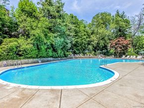 91 Strawberry Hill Avenue APT 636, Stamford CT 06902