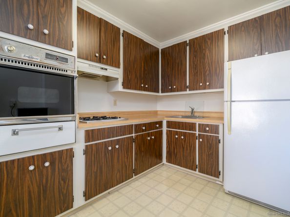 91 Strawberry Hill Avenue APT 636, Stamford CT 06902