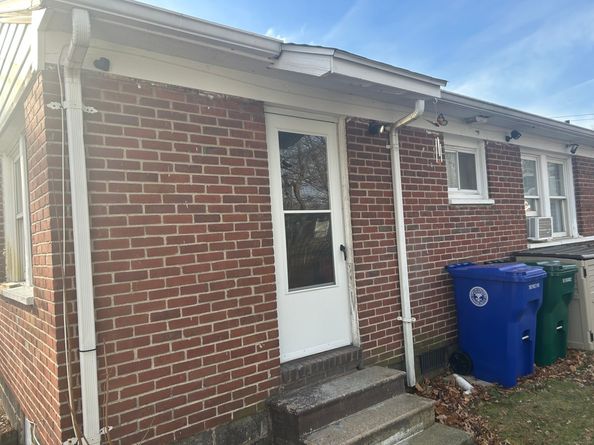 22 Sikorsky Place, Stratford CT 06614