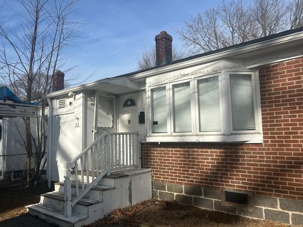 22 Sikorsky Place, Stratford CT 06614