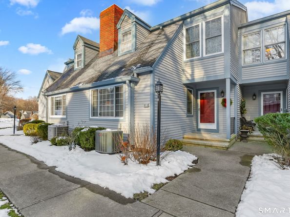 35 Balmaha Court 35, Fairfield CT 06825