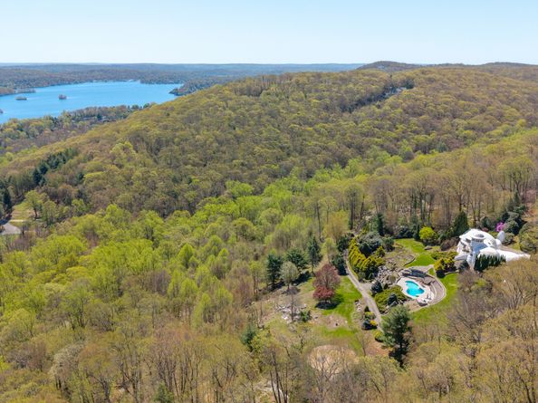 155 Shortwoods Road, New Fairfield CT 06812