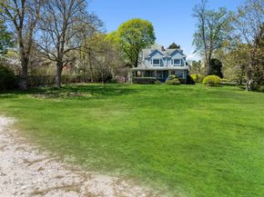 86 Wallacks Drive, Stamford CT 06902
