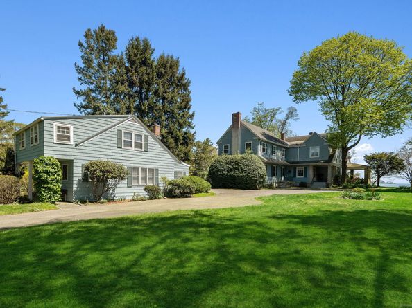 86 Wallacks Drive, Stamford CT 06902