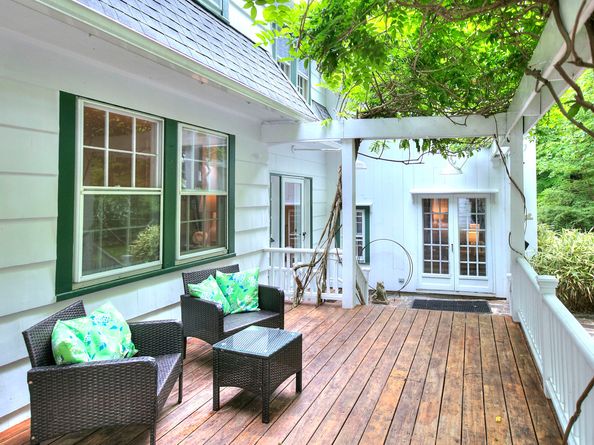 481 Ridgefield Road, Wilton CT 06897