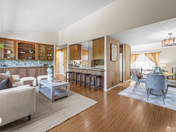 8040 Hansom Drive, Oakland CA 94605