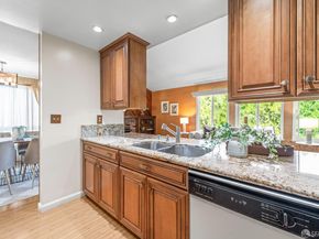 8040 Hansom Drive, Oakland CA 94605