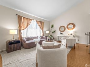 8040 Hansom Drive, Oakland CA 94605