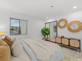 117 California Avenue D203, Palo Alto CA 94306