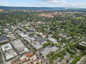 117 California Avenue D203, Palo Alto CA 94306