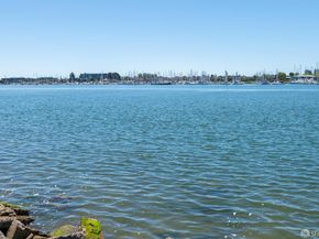 5 Embarcadero W Street 120, Oakland CA 94607