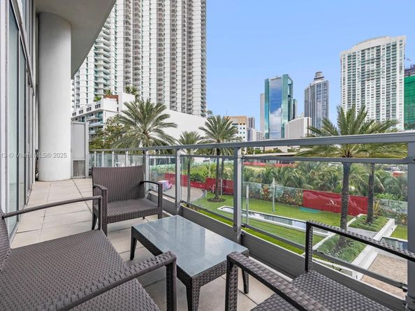 92 SW 3rd St 310, Miami FL 33130