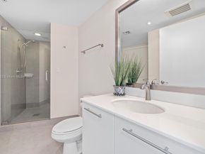 92 SW 3rd St 310, Miami FL 33130