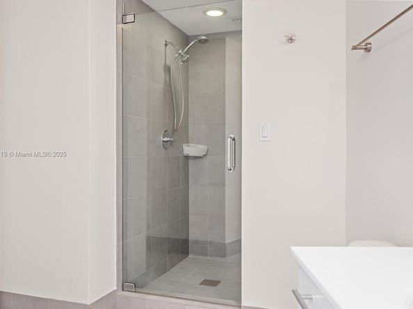 92 SW 3rd St 310, Miami FL 33130