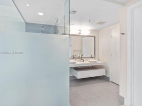 92 SW 3rd St 310, Miami FL 33130