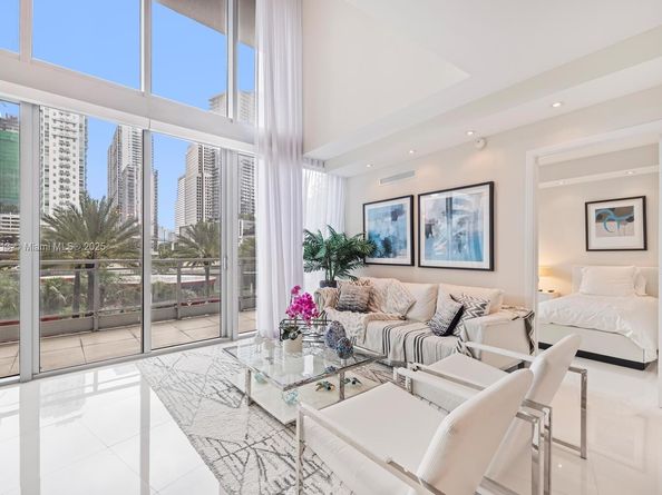 92 SW 3rd St 310, Miami FL 33130