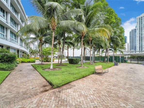 92 SW 3rd St 310, Miami FL 33130