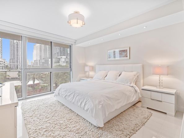 92 SW 3rd St 310, Miami FL 33130