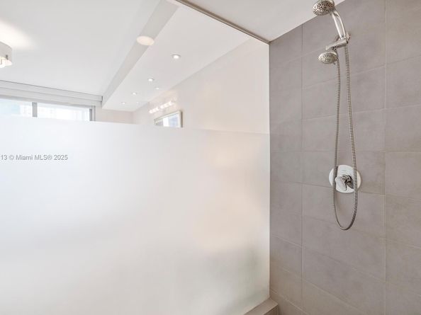 92 SW 3rd St 310, Miami FL 33130