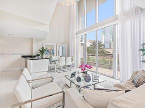 92 SW 3rd St 310, Miami FL 33130