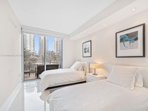 92 SW 3rd St 310, Miami FL 33130