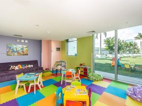 92 SW 3rd St 310, Miami FL 33130