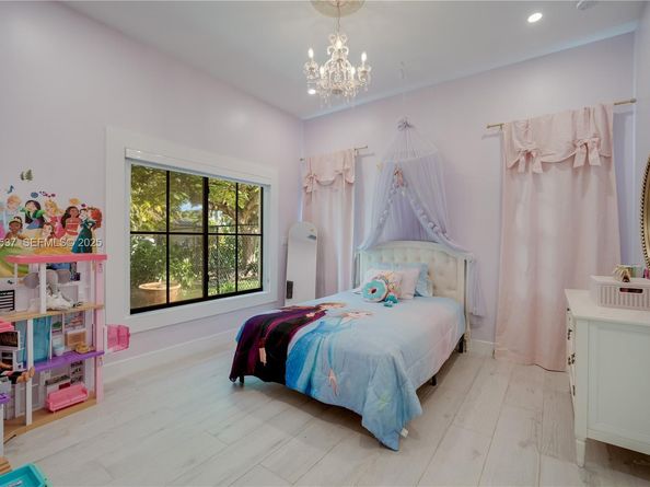 18326 SW 83rd Pl, Palmetto Bay FL 33157