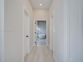 18326 SW 83rd Pl, Palmetto Bay FL 33157