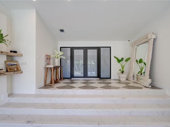 18326 SW 83rd Pl, Palmetto Bay FL 33157