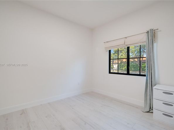 18326 SW 83rd Pl, Palmetto Bay FL 33157