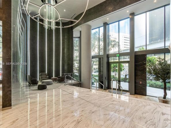 1000 Brickell Plz 3310, Miami FL 33131