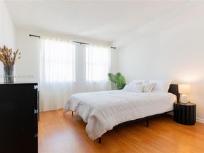 17100 N Bay Rd PH1912, Sunny Isles Beach FL 33160