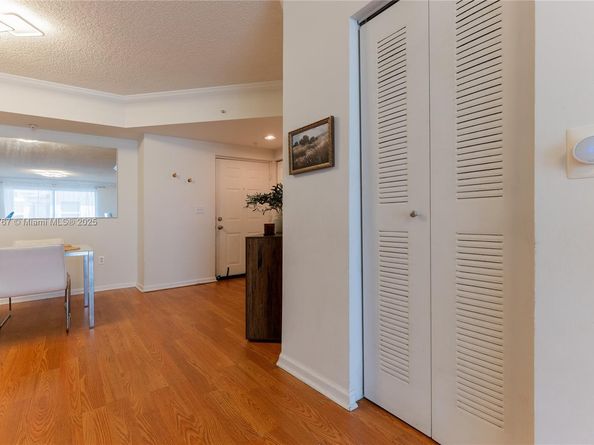 17100 N Bay Rd PH1912, Sunny Isles Beach FL 33160