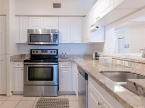 17100 N Bay Rd PH1912, Sunny Isles Beach FL 33160