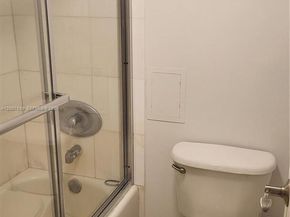 3475 N Country Club Dr 409, Aventura FL 33180